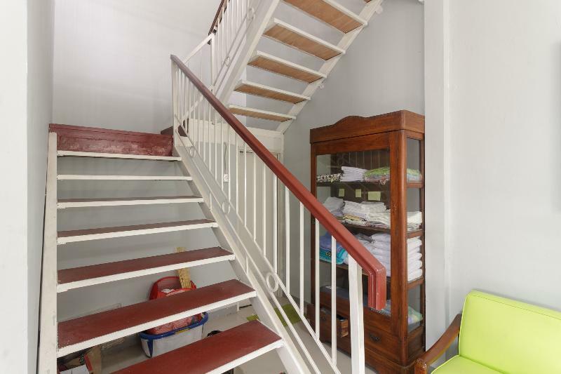 Oyo 1555 Unik Guesthouse Syariah Giacarta Esterno foto